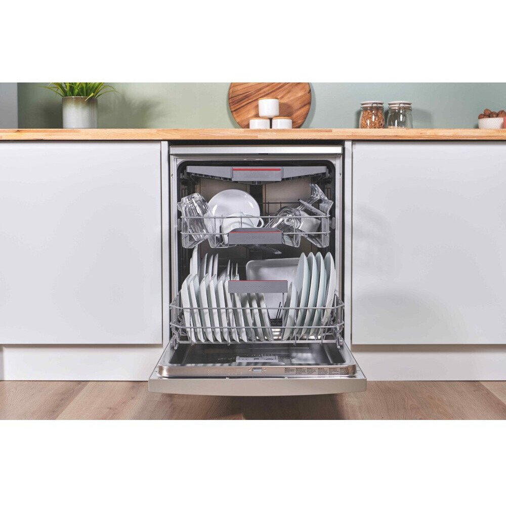 Bosch SMS6ZCI10G Series 6 Dishwasher, 14 Place Settings, Silver, B Rated - Image 3 Bosch SMS6ZCI10G Series 6 Dishwasher, 14 Place Settings, Silver, B Rated - Image 3