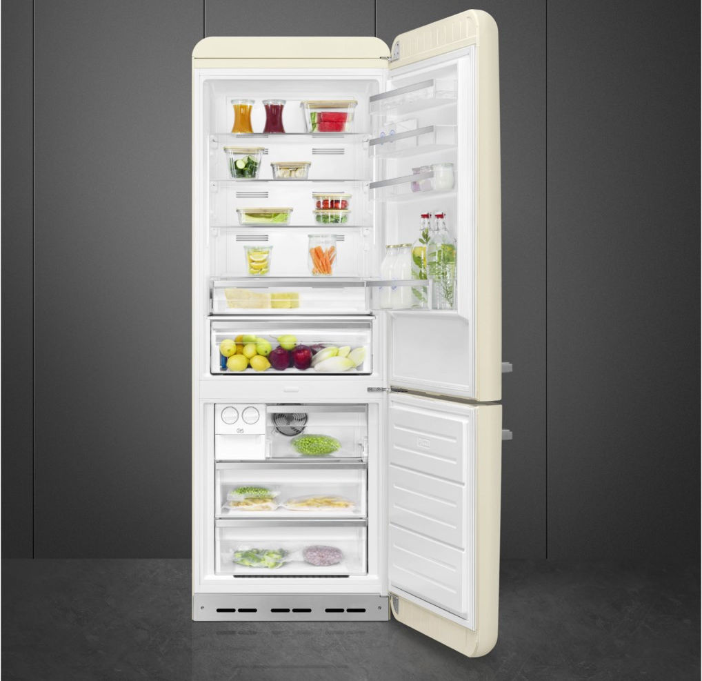 Smeg FAB38RCR6 fridge-freezer combination cream / D rating - Image 2 Smeg FAB38RCR6 fridge-freezer combination cream / D rating - Image 2