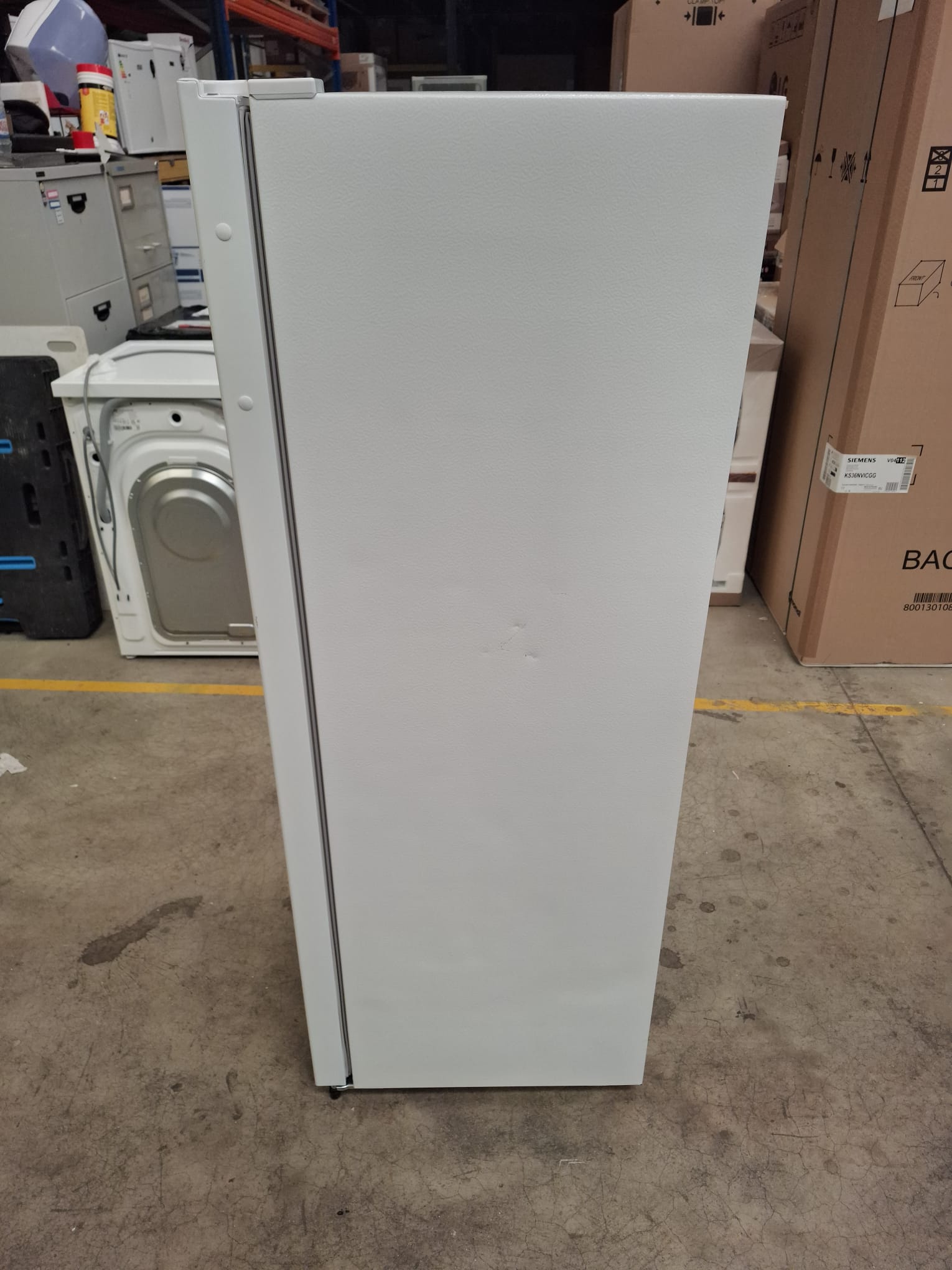 Fridgemaster MTZ55153E-GRADED* Static Tall Freezer - White - Image 6 Fridgemaster MTZ55153E-GRADED* Static Tall Freezer - White - Image 6