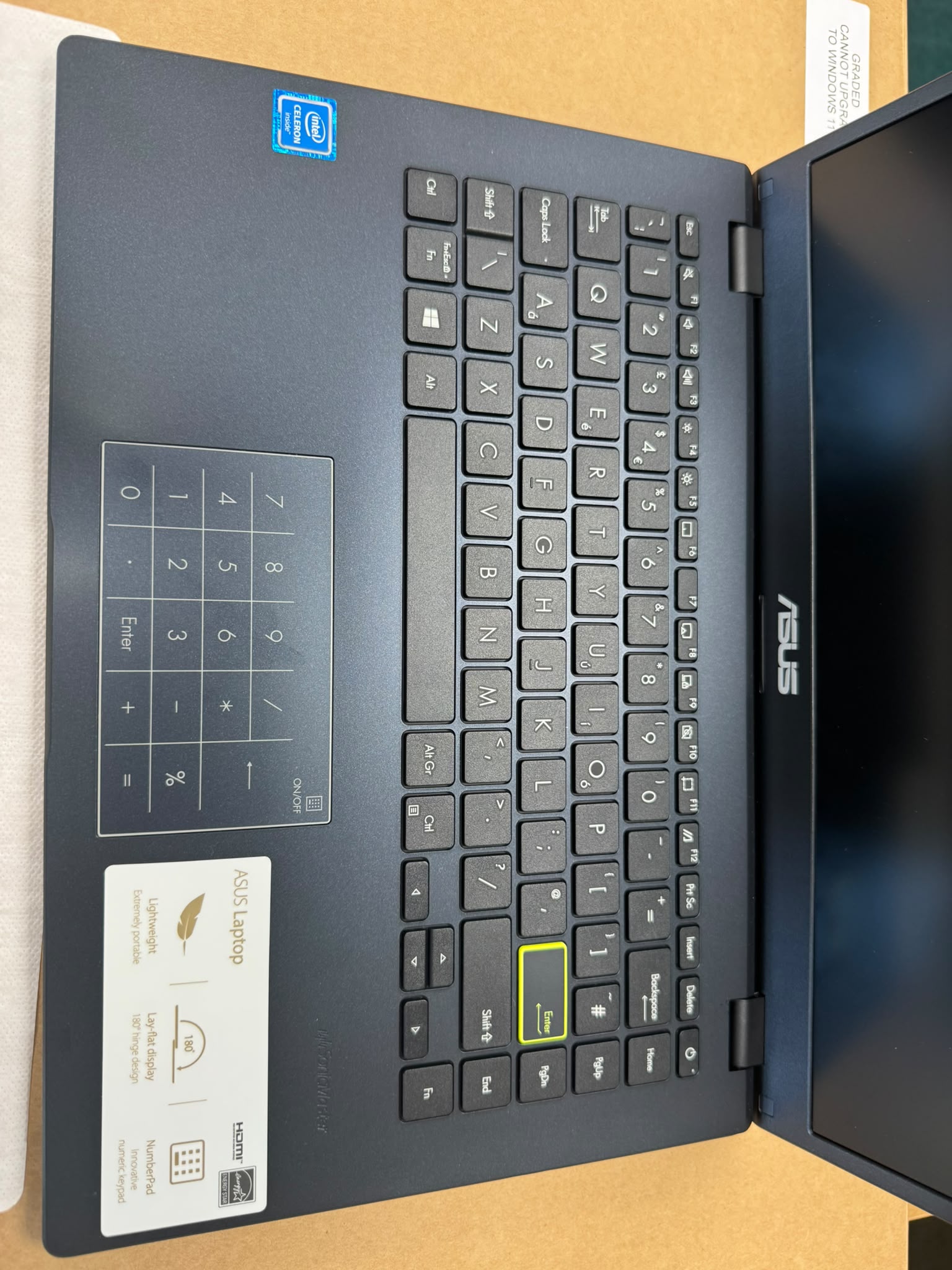 Asus E410MA-EK163TS Windows 10 laptop (box open, but complete) - Image 2 Asus E410MA-EK163TS Windows 10 laptop (box open, but complete) - Image 2