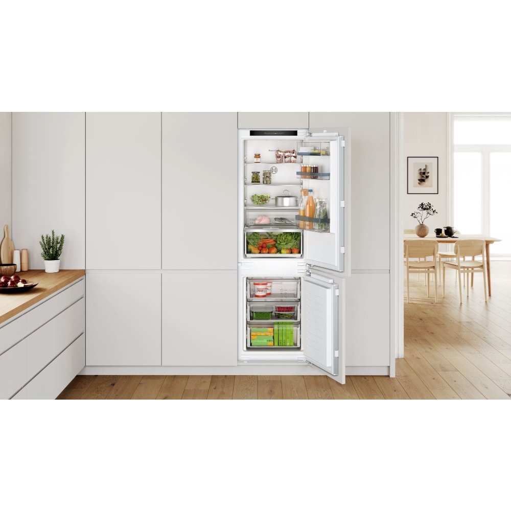 Bosch KIN86VFE0G Series 4 Frost Free Integrated Fridge Freezer, 60/40 – White - Image 3
