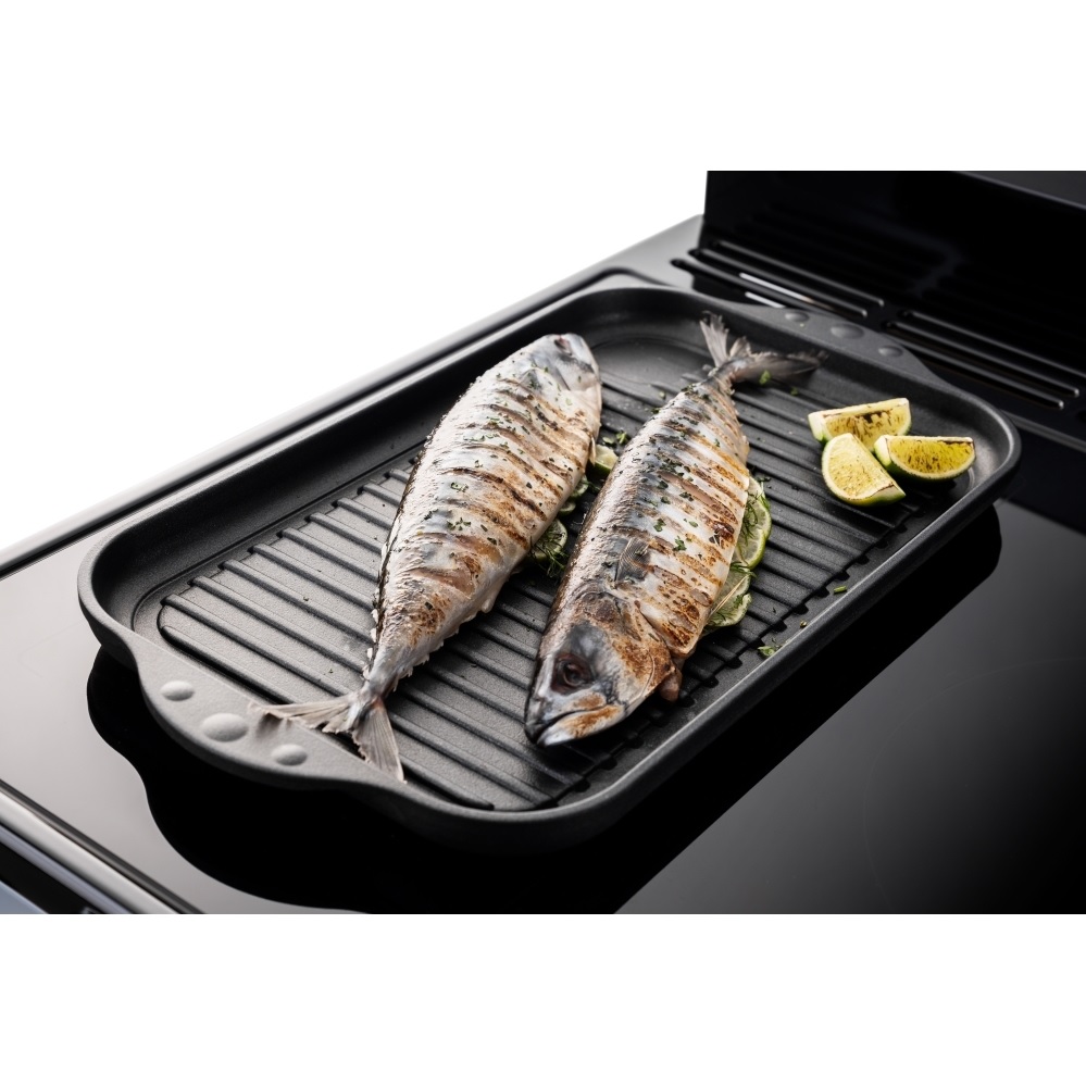 Rangemaster CLDL100EIPGBL-AB1 100cm Induction Range Cooker Classic Deluxe Gloss Black/Antique Brass - Image 4