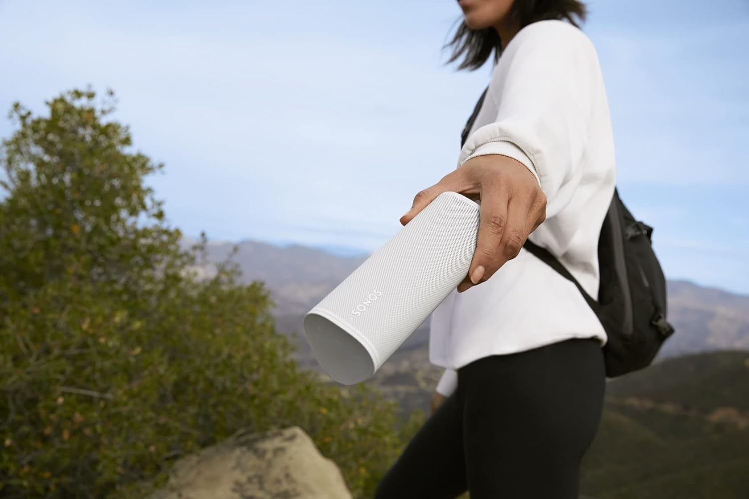 Sonos Roam SL Portable WiFi and Bluetooth Speaker in white - Image 5 Sonos Roam SL Portable WiFi and Bluetooth Speaker in white - Image 5