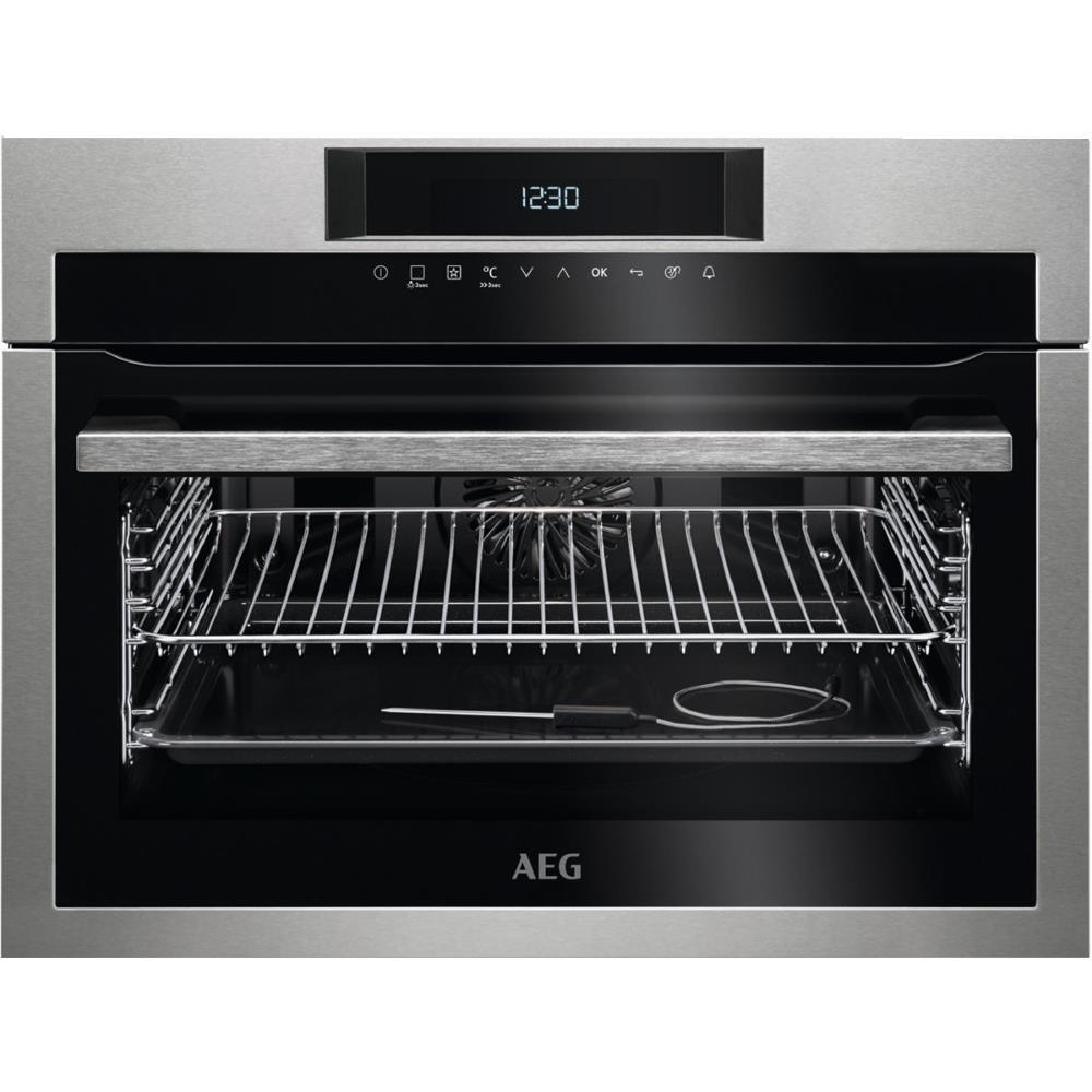 AEG KPE742220M 43 Litre Built-in Electric Oven in stainless steel AEG KPE742220M 43 Litre Built-in Electric Oven in stainless steel