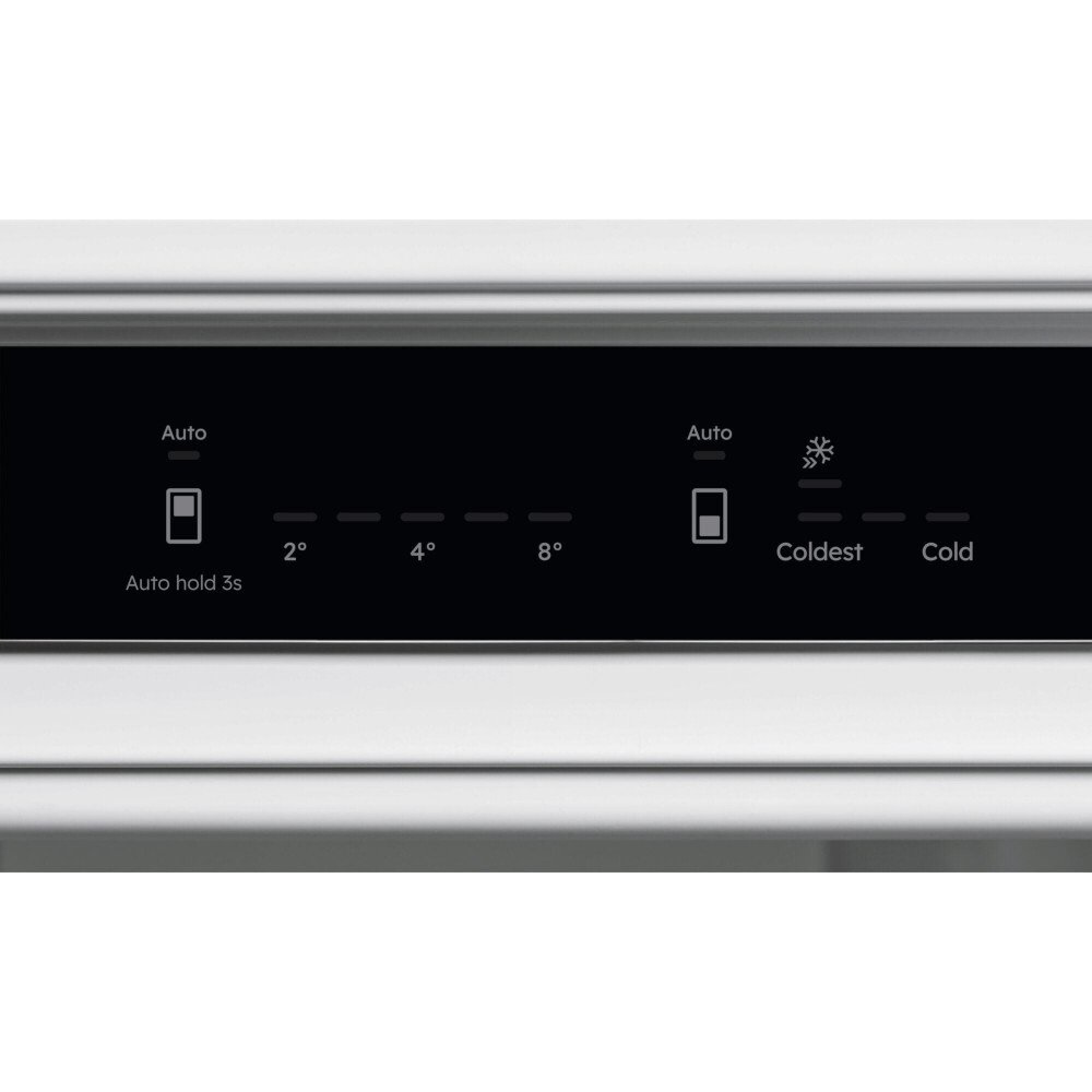 AEG NSC7T185ES No Frost 50/50 Integrated Fridge Freezer - Image 2