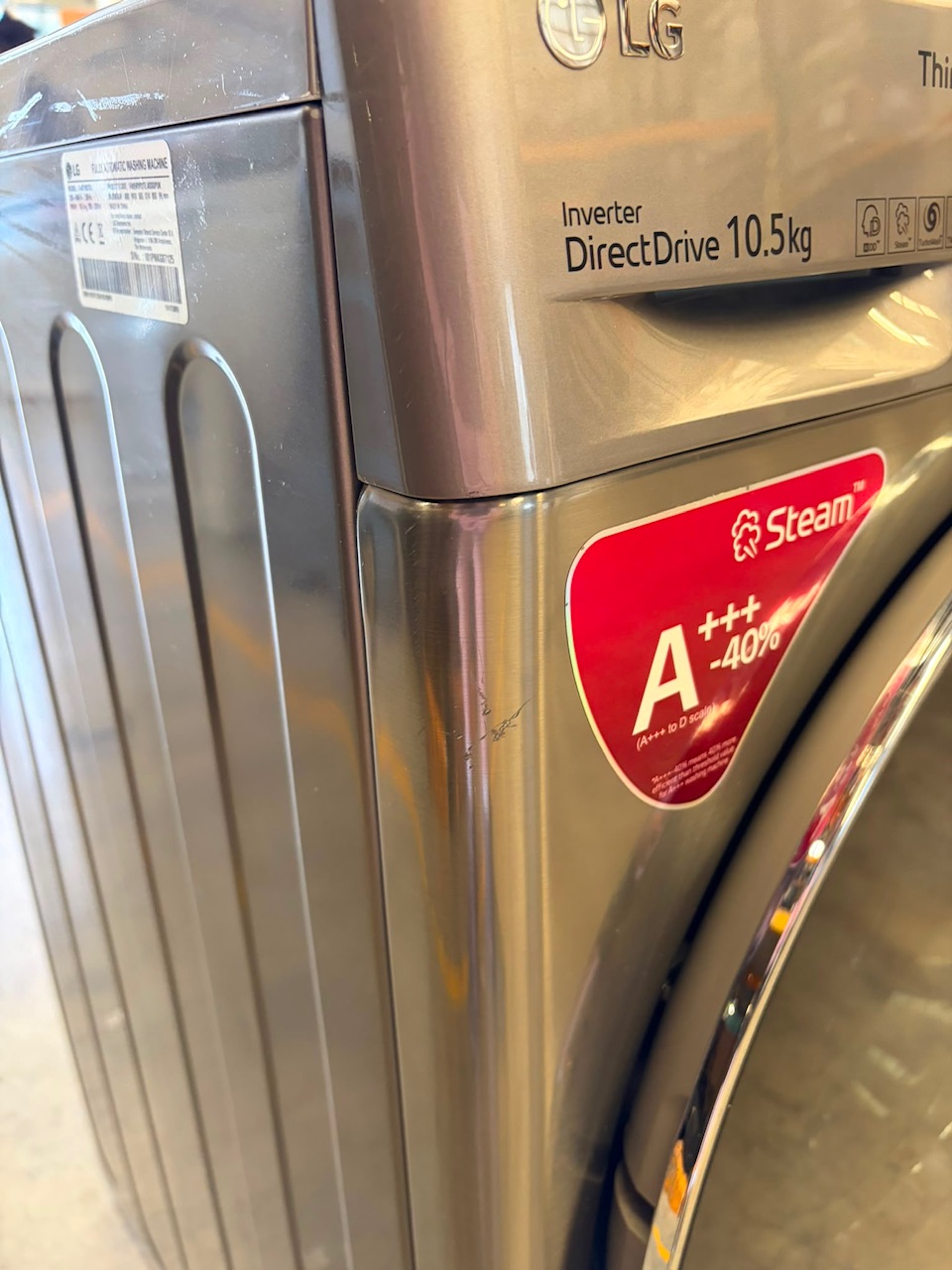 LG F4V710STSE-GR 10.5kg Washing Machine (slight damage) fully tested and cleaned - Image 6