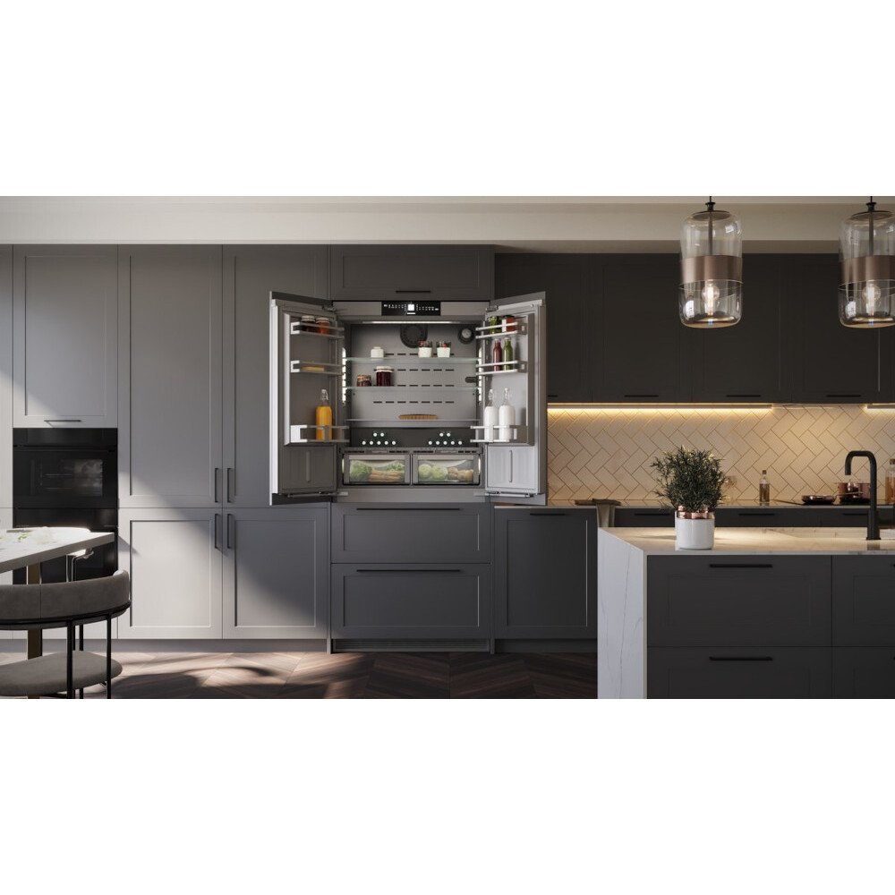 Liebherr ECBNe8872 Integrated American Fridge Freezer, Plumbed - Image 2