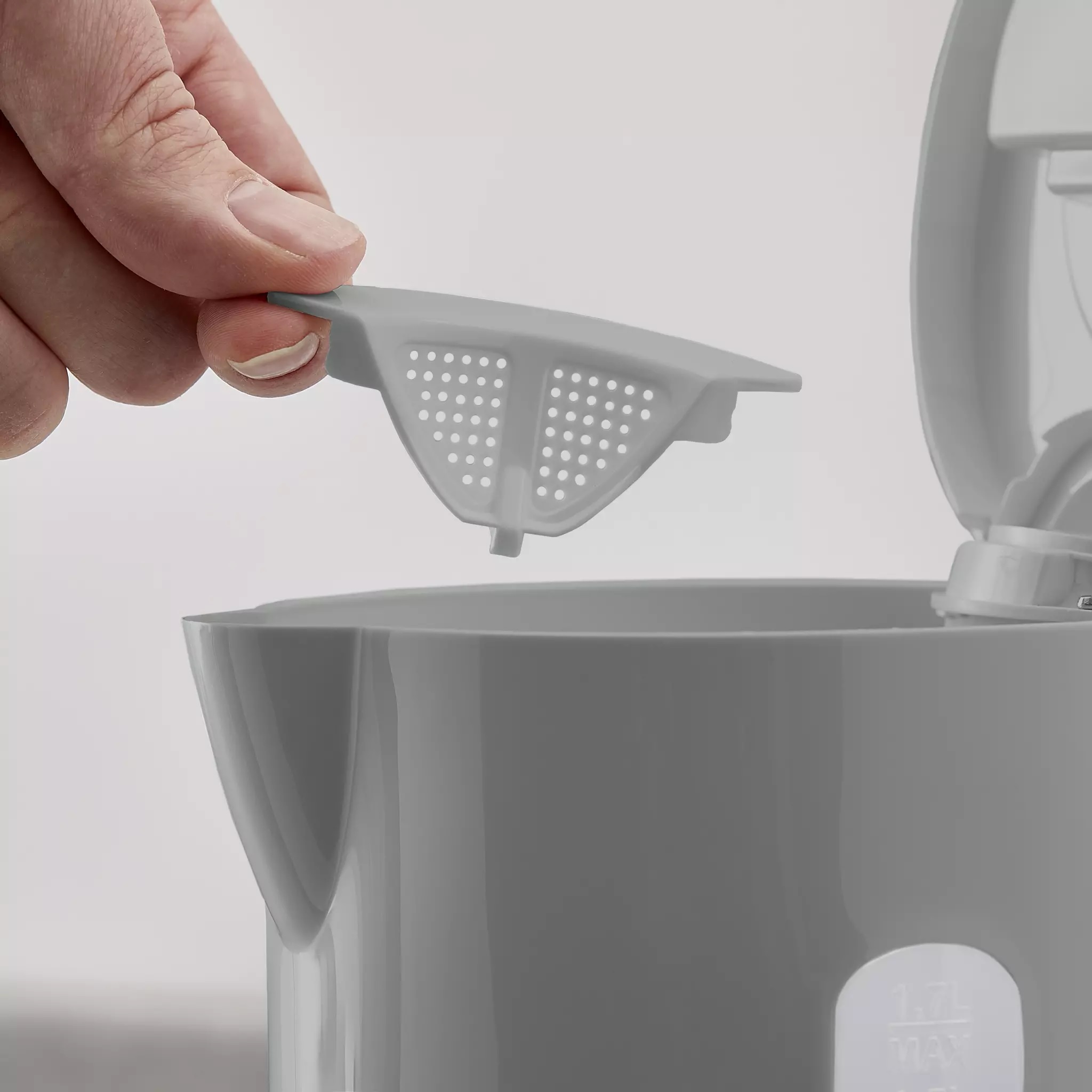 TOWER PT10053GRY Presto 1.7 Litre Electric Kettle - Grey - Image 2