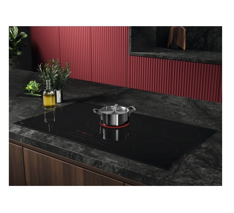 AEG TP95RA07FB 91cm Ceramic Hob – Black - Image 3 AEG TP95RA07FB 91cm Ceramic Hob – Black - Image 3