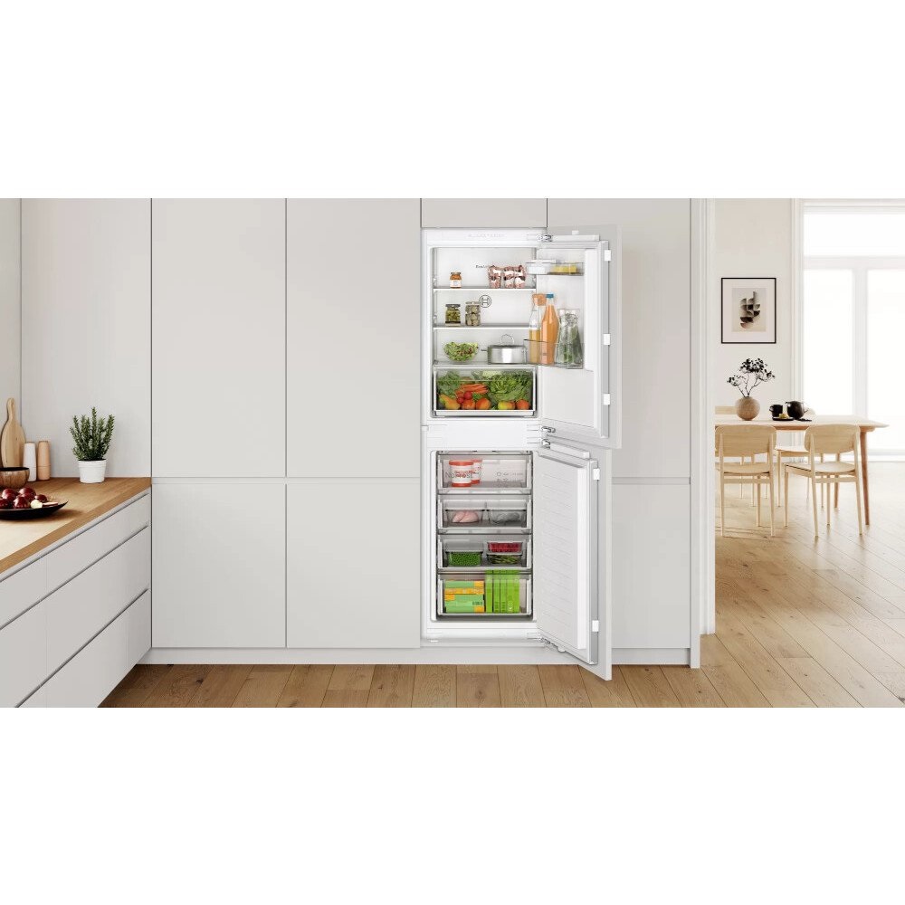 Bosch KIN85NFE0G No Frost 50/50 Integrated Fridge Freezer - Image 2