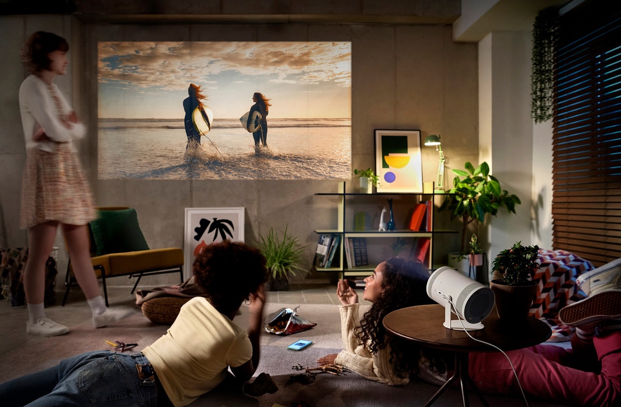 Samsung SP-LFF3HLAXXXU The Freestyle 2nd Gen 100" 1080p Smart Laser Projector - Image 5 Samsung SP-LFF3HLAXXXU The Freestyle 2nd Gen 100" 1080p Smart Laser Projector - Image 5