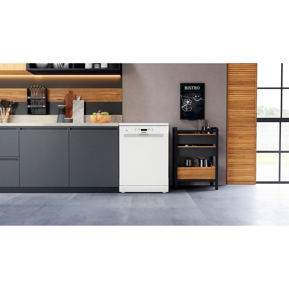 Hotpoint HP2FFC14BN6WUK Dishwasher with ActiveDry, 14 Place Settings – White - Image 3