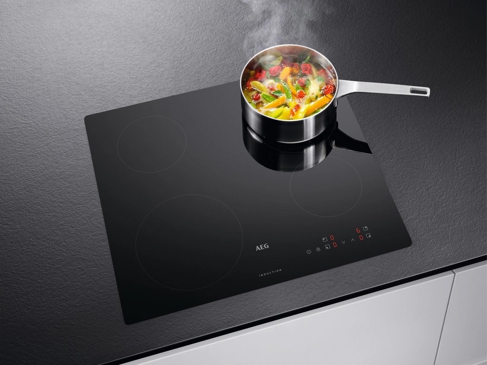 AEG IBX64200CB 59cm Induction Hob in black - Image 3