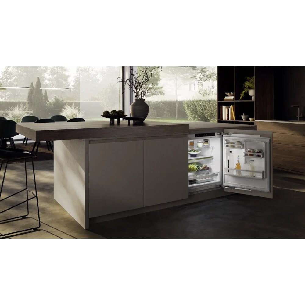 Liebherr URd365i Built-Under Larder Fridge, White - Image 2