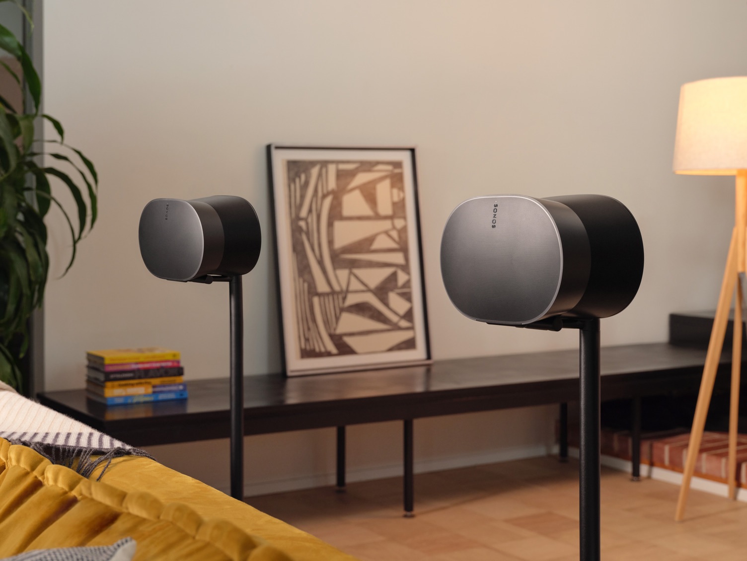 Sonos Era 300 Wireless Smart Portable Speaker in black - Image 5 Sonos Era 300 Wireless Smart Portable Speaker in black - Image 5