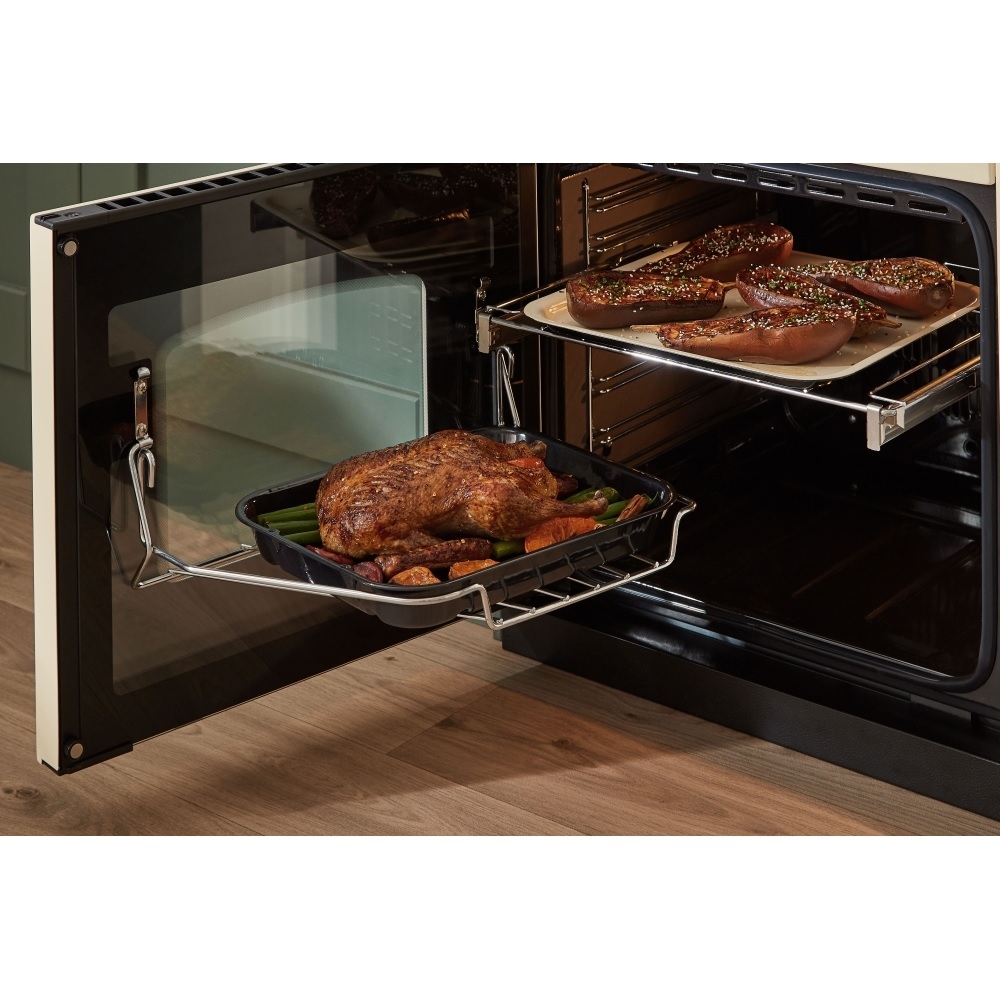 Rangemaster CLDL90DFPGBL-CM1 90cm Dual Fuel Range Cooker Classic Deluxe Gloss Black/Chrome - Image 4 Rangemaster CLDL90DFPGBL-CM1 90cm Dual Fuel Range Cooker Classic Deluxe Gloss Black/Chrome - Image 4